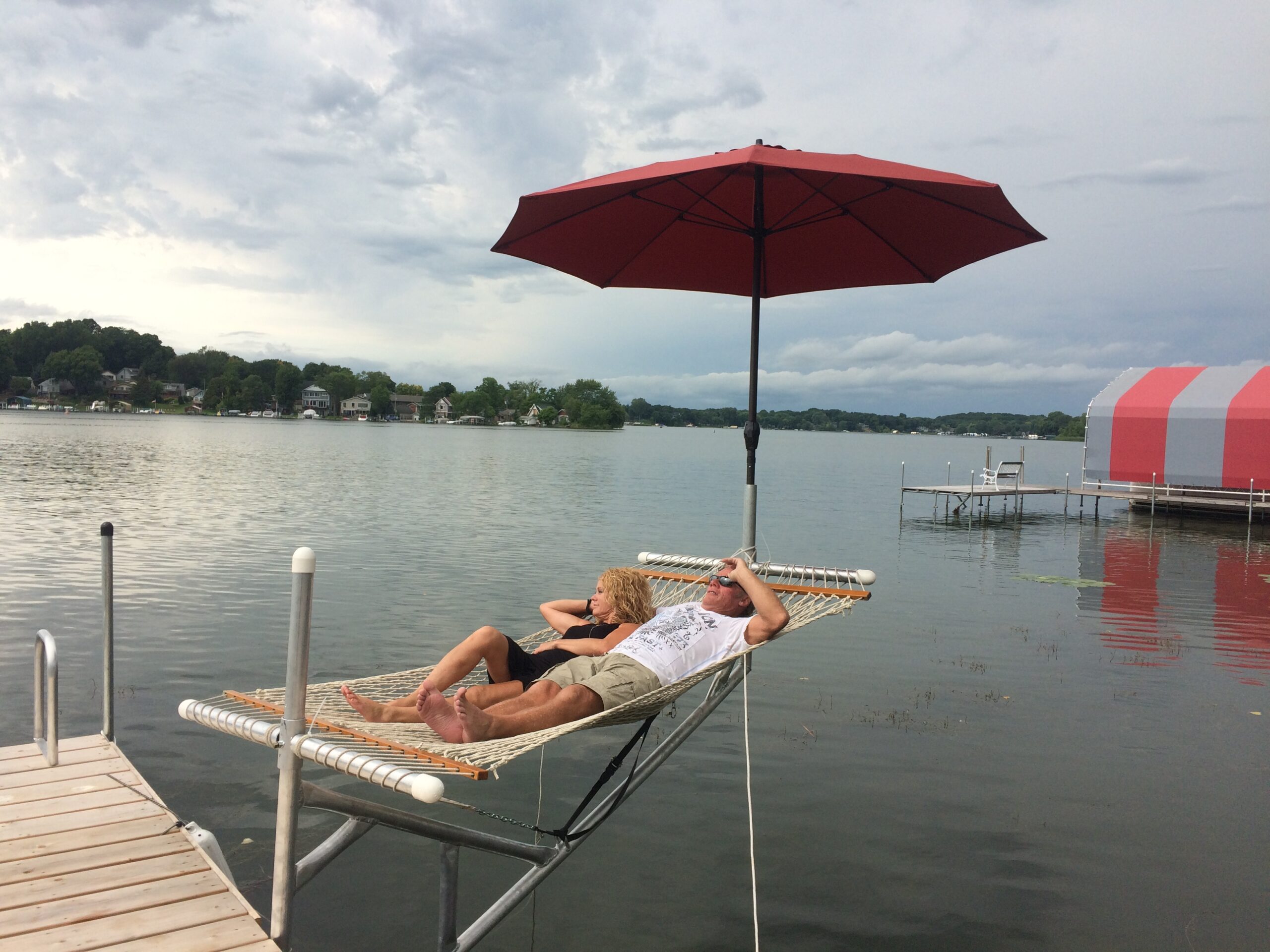 TipProof-Dock-Hammock